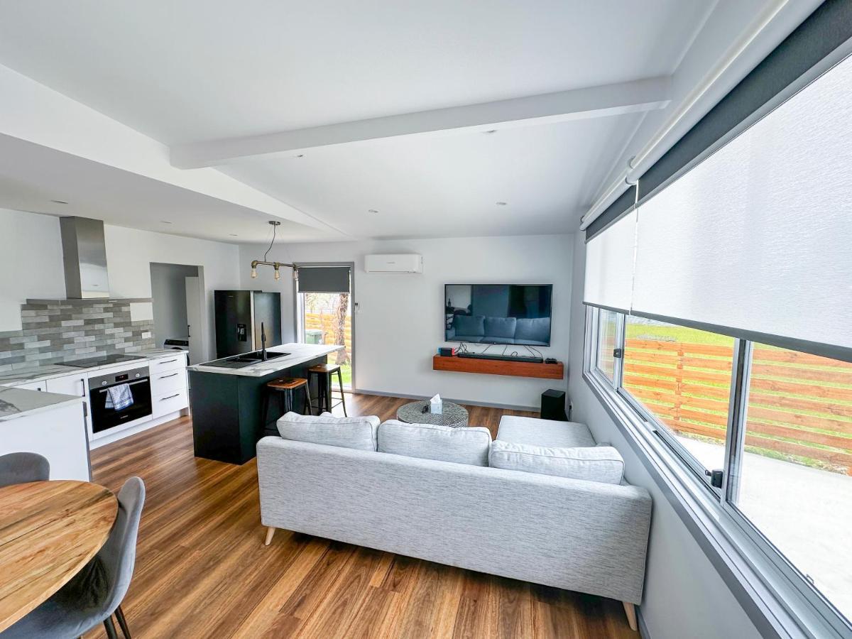 Luxury Holiday Unit 8Min Walk To Town Center With Boat Parking Mallacoota Kültér fotó