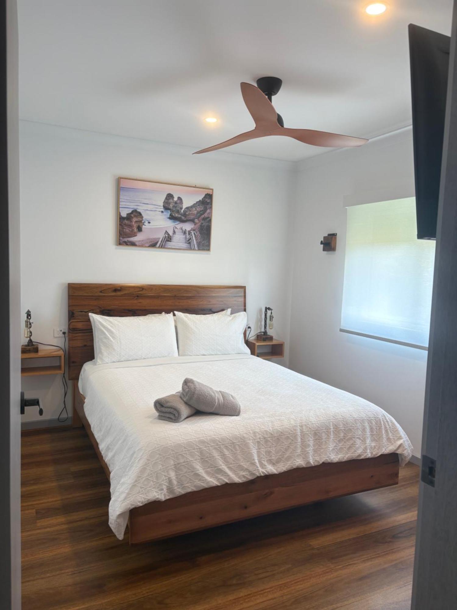 Luxury Holiday Unit 8Min Walk To Town Center With Boat Parking Mallacoota Kültér fotó
